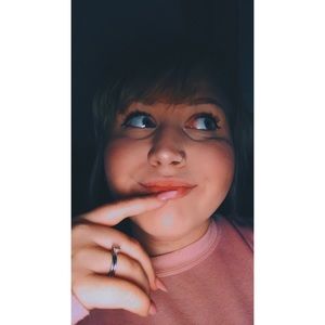 Meet your Posher, Marie